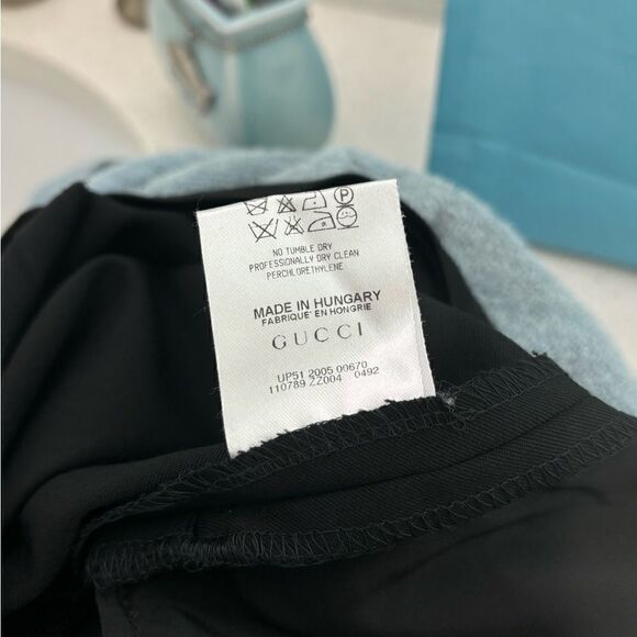 Gently worn black Gucci polyester pants size 46(8) - Picture 5 of 9